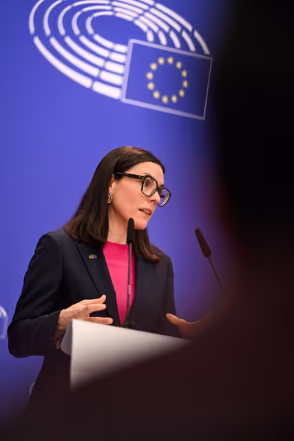 Φωτογραφία 19: Press conference on combatting corruption – final vote on the EU directive