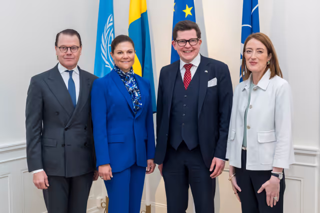 Valokuva 4: Official visit by Roberta METSOLA, EP President to Stockholm (Sweden) - Meeting with HRH  Victoria, the Crown Princess of the Kingdom of Sweden