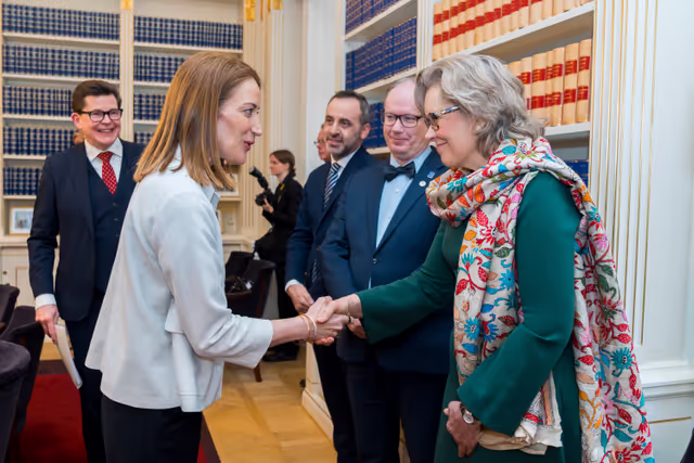 Valokuva 10: Official visit by Roberta METSOLA, EP President to Stockholm (Sweden) - Meeting with Andreas NORLÉN, Speaker of the Riksdag and with MPs from the Committee on the Constitution, the Committee on Foreign Affairs and Committee on EU Affairs