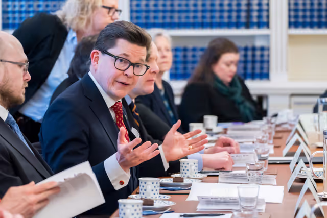 Valokuva 1: Official visit by Roberta METSOLA, EP President to Stockholm (Sweden) - Meeting with Andreas NORLÉN, Speaker of the Riksdag and with MPs from the Committee on the Constitution, the Committee on Foreign Affairs and Committee on EU Affairs