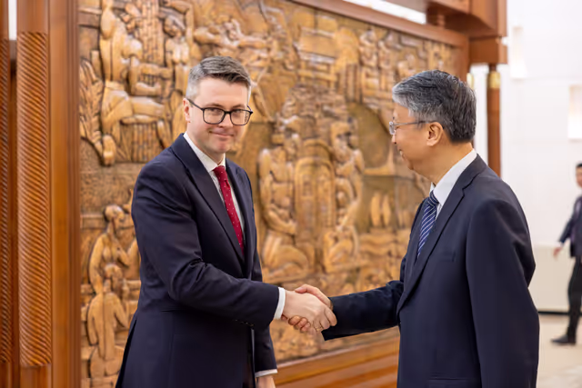 Zdjęcie 16: IMCO Delegation to China - Day 1, Beijing