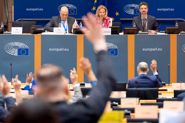 Zdjęcie 4: TRAN Committee: Vote-Revision EU rules on vehicle registration documents