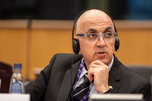 Fotagrafa 7: ECON LIBE -  Kick-off Trilogue on Directive Omnibus