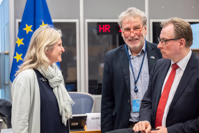 Fotagrafa 21: ECON LIBE -  Kick-off Trilogue on Directive Omnibus