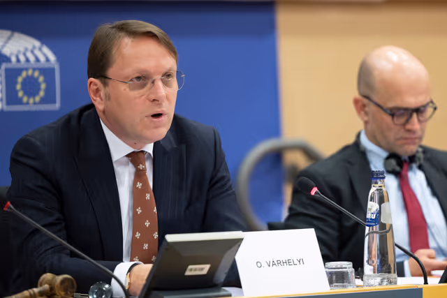 Foto 19: SANT - Presentation by Olivér VARHELYI, Commissioner for Health and Animal Welfare