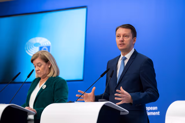 Fotografi 15: Press conference on the MFF: Ahead of the committee vote on Parliament's negotiating position