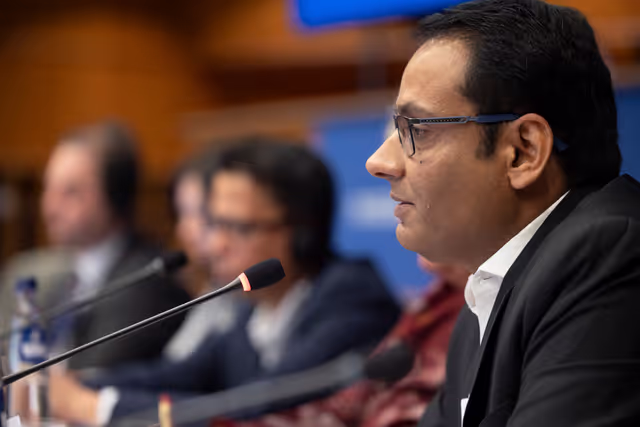 Photo 17: DROI Committee - Public Hearing on Caste discrimination in South Asia