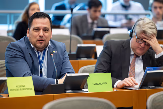 Photo 2: DROI Committee - Public Hearing on Caste discrimination in South Asia