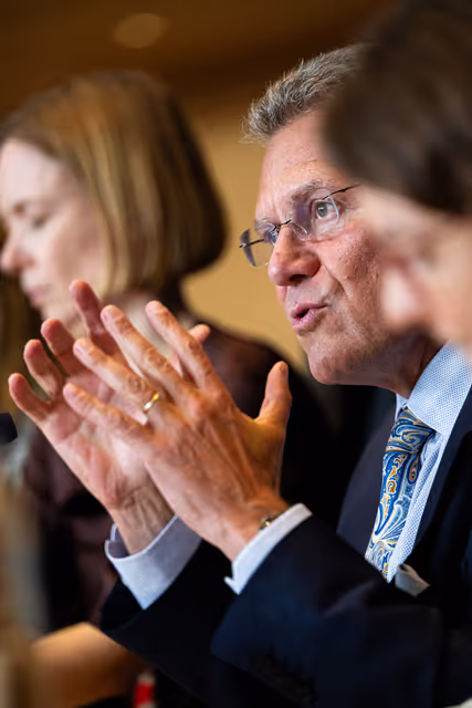 Fotografija 34: IMCO - Exchange of views with Commissioner SEFCOVIC for Trade and Economic Security