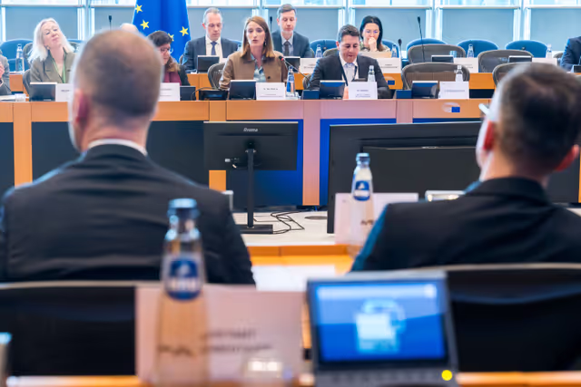 Fotografi 4: EP Delegation Counciliation Meeting