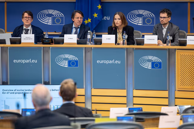 Foto 23: FISC - Consideration of draft report ' Feasibility of a 28th tax regime and its potential to support EU competitiveness '