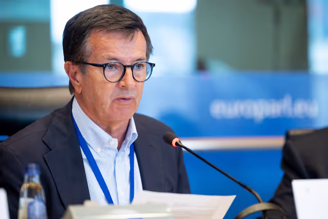 Photo 11: ITRE - Structured dialogue with Andrius Kubilius, European Commissioner for Defence and Space