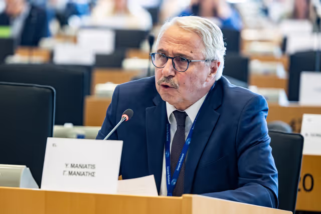Photo 9: ITRE - Structured dialogue with Andrius Kubilius, European Commissioner for Defence and Space