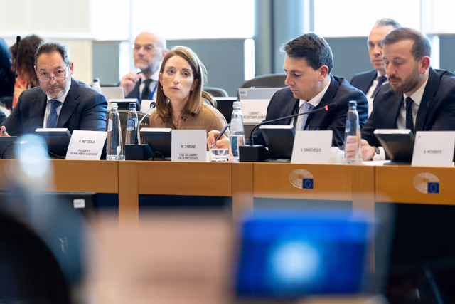 Valokuva 9: Conciliation Committee - Trilogue on Air passenger rights