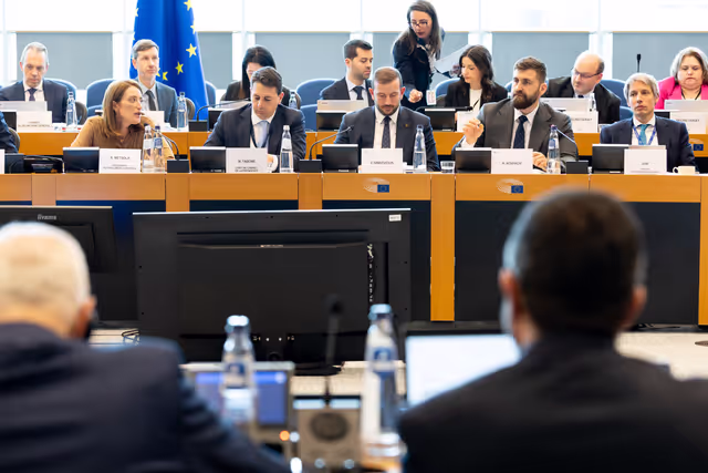 Valokuva 6: Conciliation Committee - Trilogue on Air passenger rights