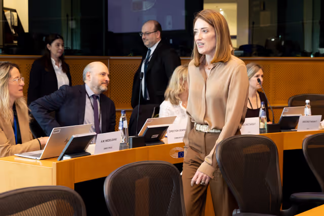 Valokuva 43: Conciliation Committee - Trilogue on Air passenger rights