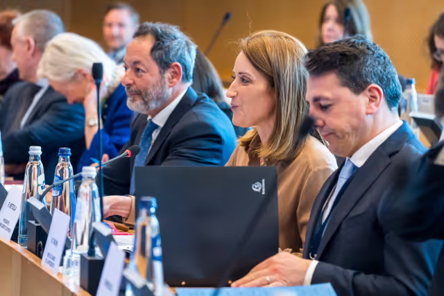 Valokuva 45: Conciliation Committee - Trilogue on Air passenger rights