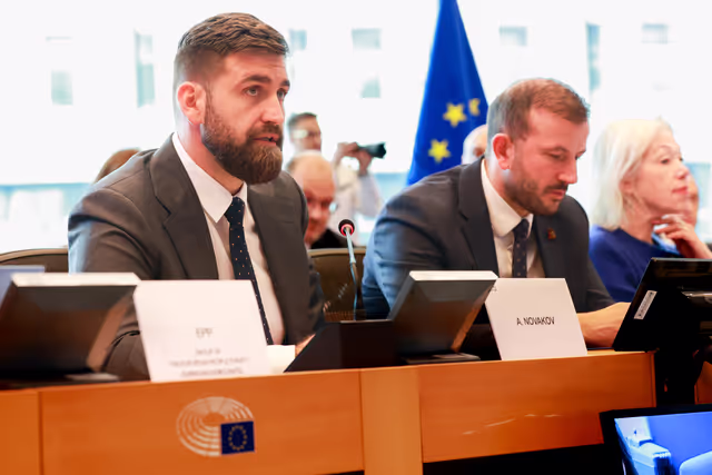 Fotografija 16: EP delegation to the Conciliation Committee meeting on Air passenger rights