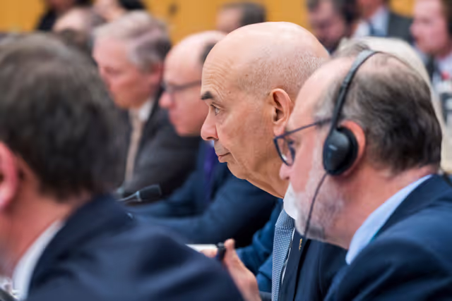 Valokuva 7: Conciliation Committee meeting on Air passenger rights