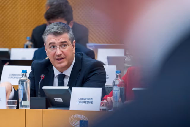 Valokuva 6: Conciliation Committee meeting on Air passenger rights