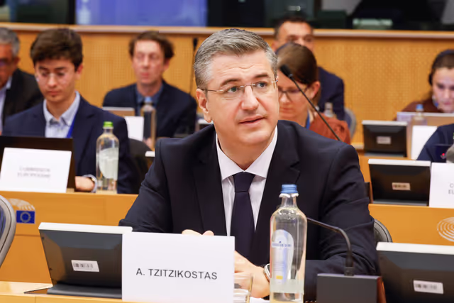 Valokuva 8: Conciliation Committee meeting on Air passenger rights