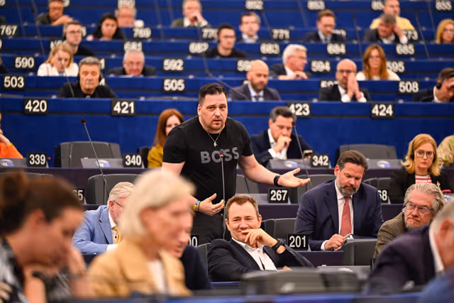Fotografia 7: EP Plenary session - Resumption of session and order of business