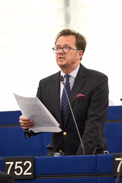 Fotografia 1: EP Plenary session - Resumption of session and order of business