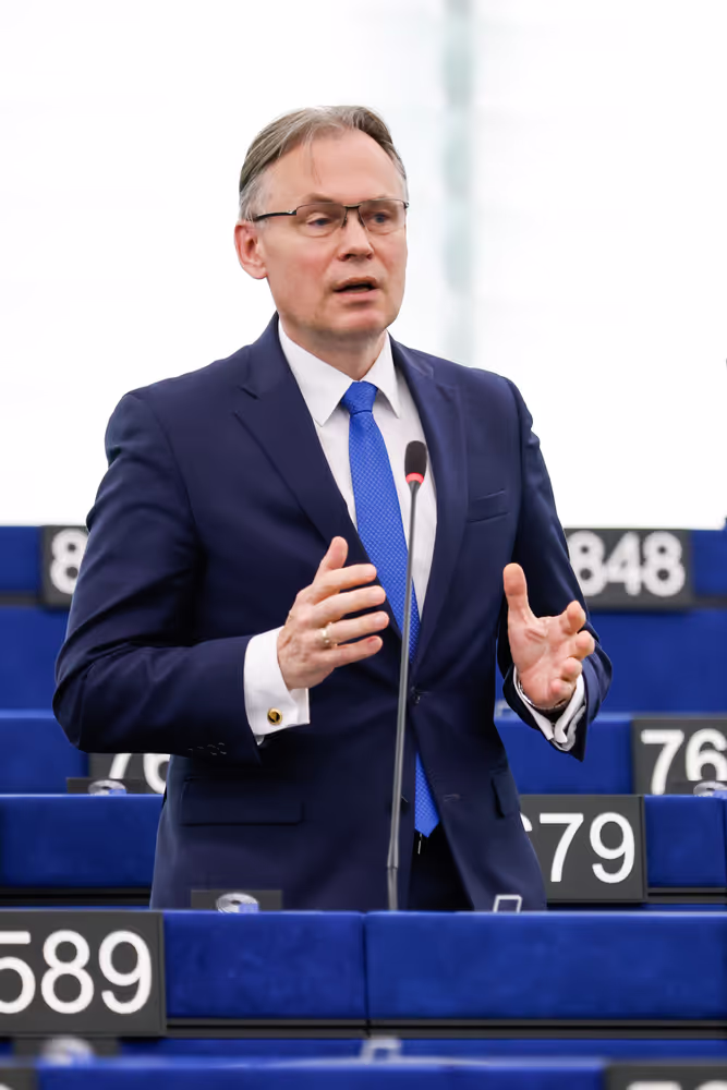 EP Plenary session - Interim report on the proposal for the multiannual financial framework for 2028-2034
