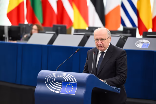 Снимка 3: EP Plenary session - Supporting democratic resilience in Armenia