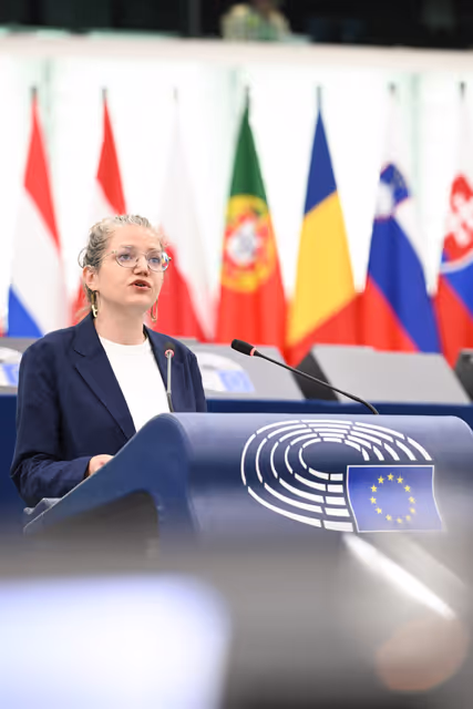 Photo 10: EP Plenary session - Roma inclusion, equality and fundamental rights: delivering on Europe’s values