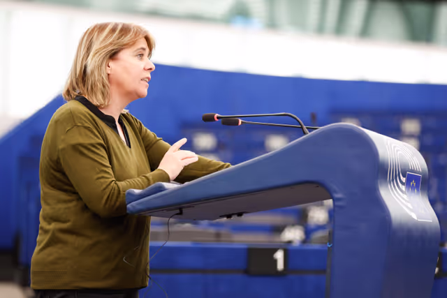 Photo 38: EP Plenary session - Women’s entrepreneurship in rural and island areas and outermost regions