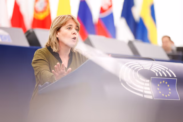 Photo 37: EP Plenary session - Women’s entrepreneurship in rural and island areas and outermost regions