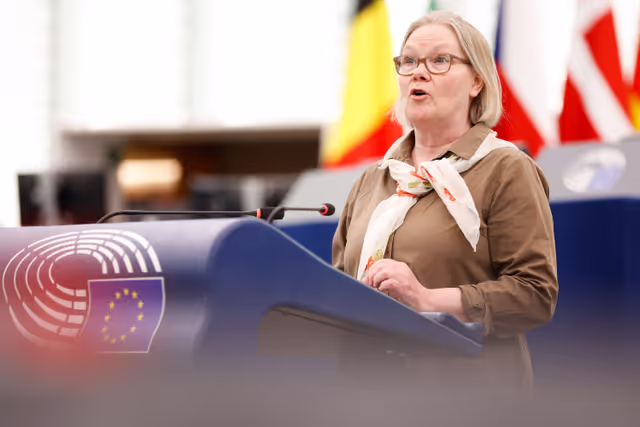 Photo 35: EP Plenary session - Women’s entrepreneurship in rural and island areas and outermost regions
