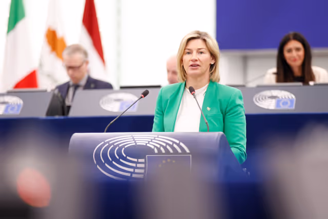 Photo 23: EP Plenary session - Women’s entrepreneurship in rural and island areas and outermost regions