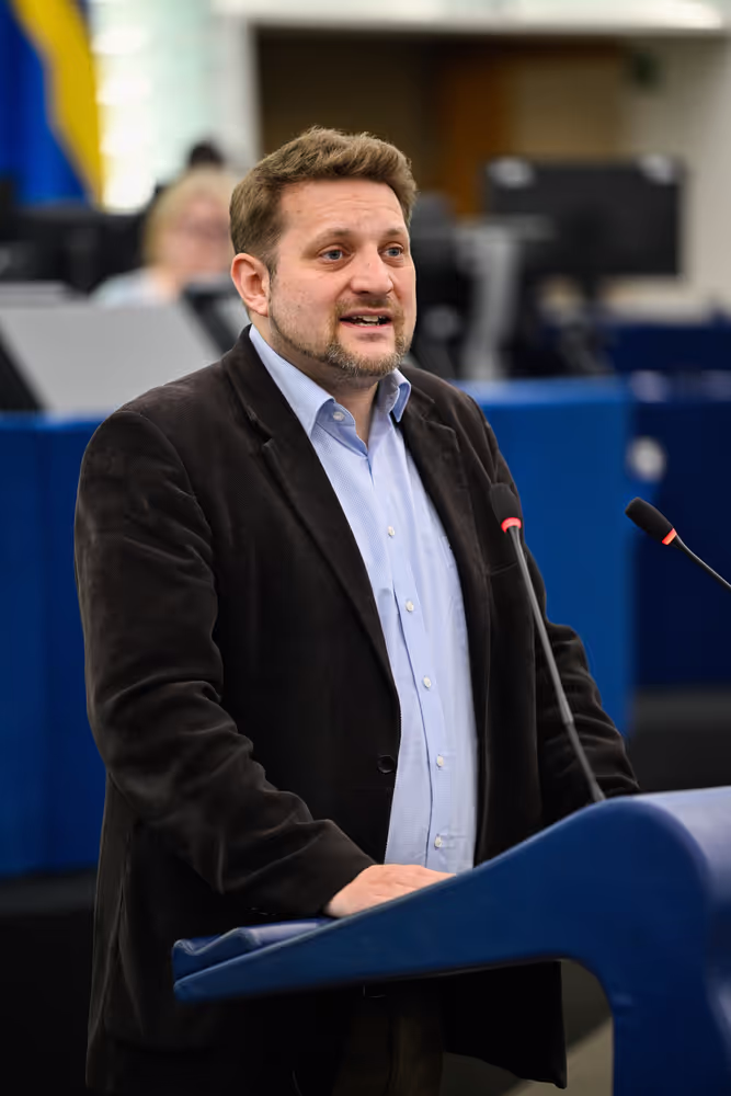 EP Plenary session - How to secure a sustainable future for the EU livestock sector in light of the need to ensure food security, farmers’ resilience and the challenges posed by animal diseases?