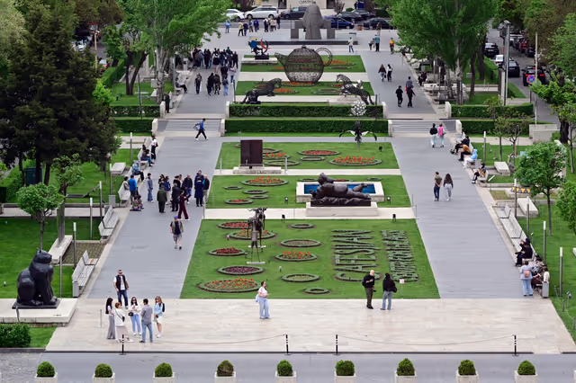 Снимка 10: General views of Yerevan (Armenia)