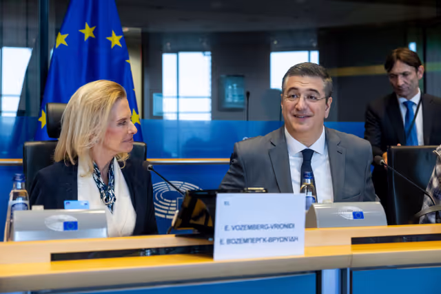 Foto 11: TRAN - Structured dialogue - Presentation by Commissioner Tzitzikostas