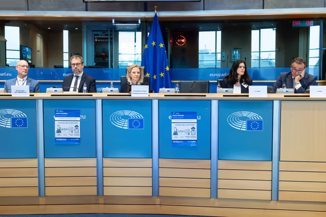 Foto 16: TRAN - Presentation of the study on Investing in Transport in the new MFF