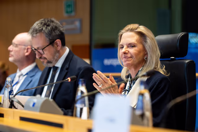Foto 1: TRAN - Presentation of the study on Investing in Transport in the new MFF
