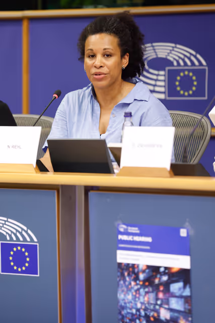 Foto 24: CULT - Exchange of views with Commissioner Ekaterina Zaharieva