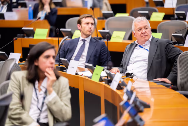 Foto 10: ECON - Public Hearing on the Market integration and supervision