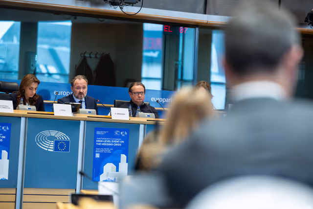 Foto 21: HOUS - High-Level event on the Housing crisis in the European Union
