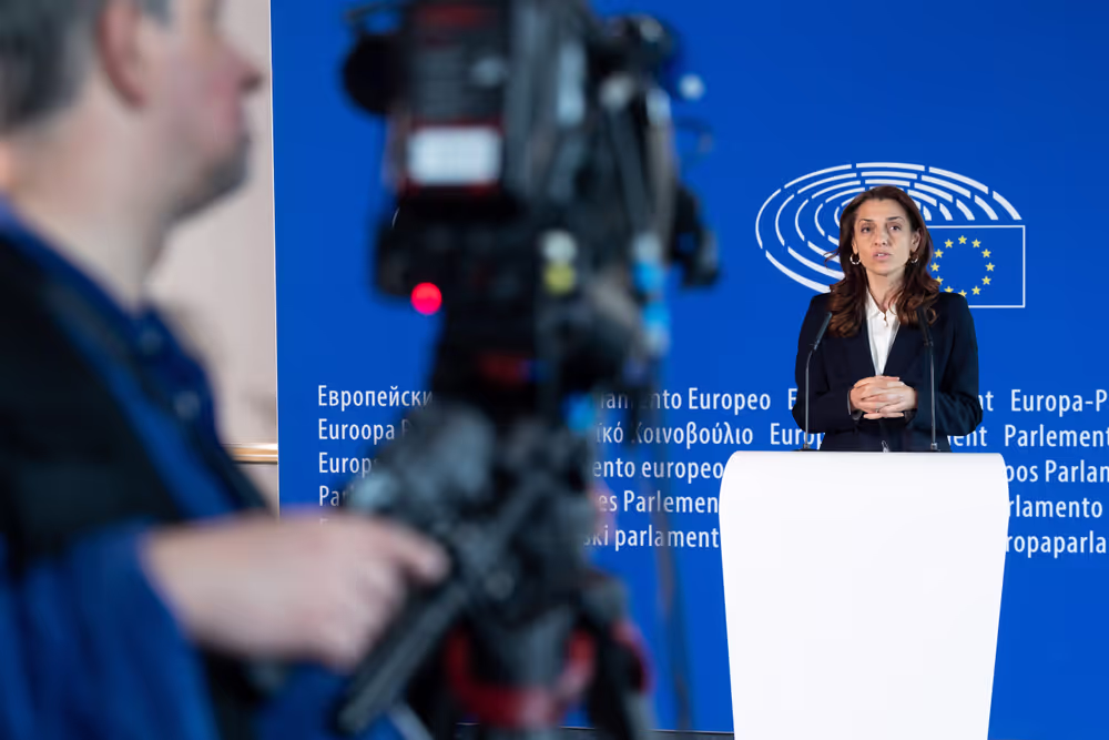 HOUS - Press point