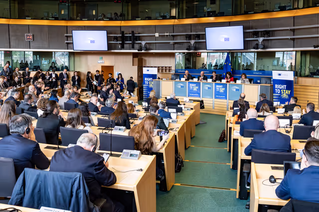 Valokuva 36: High-Level Launch Event ' Right to Stay '