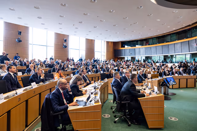 Valokuva 34: High-Level Launch Event ' Right to Stay '