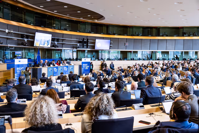 Valokuva 9: High-Level Launch Event ' Right to Stay '