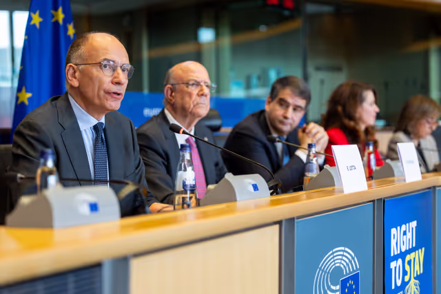 Valokuva 11: High-Level Launch Event ' Right to Stay '