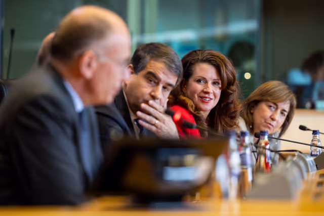 Valokuva 8: High-Level Launch Event ' Right to Stay '