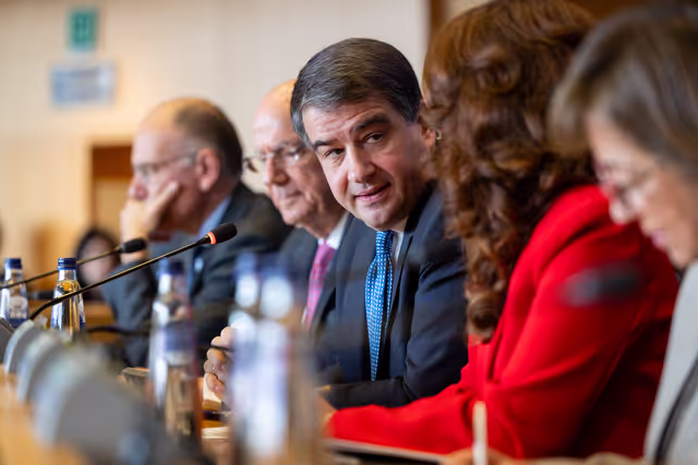 Valokuva 3: High-Level Launch Event ' Right to Stay '