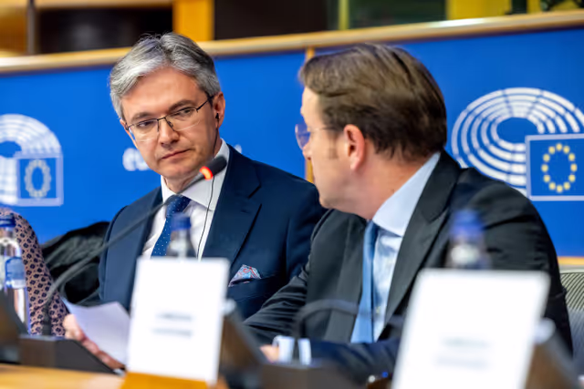 Foto 10: SANT - Structured dialogue with Olivér Várhelyi, Commissioner for Health and Animal Welfare